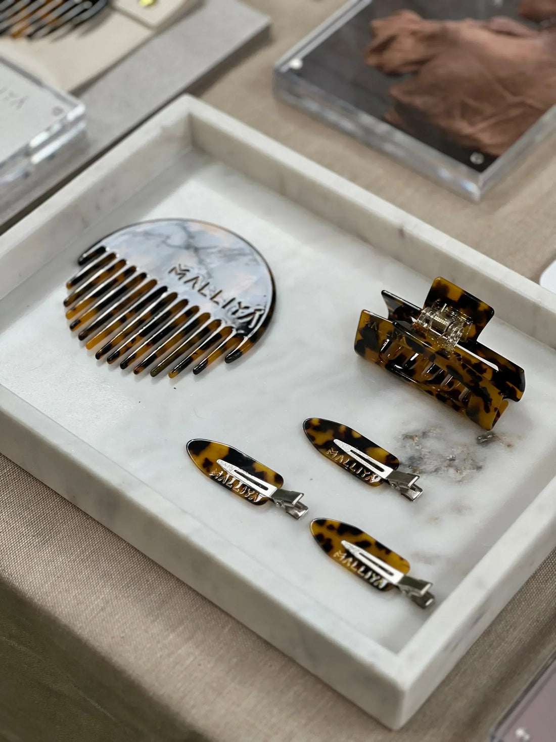 5 Best Hair Combs and Clips for Effortless, Sustainable Styling